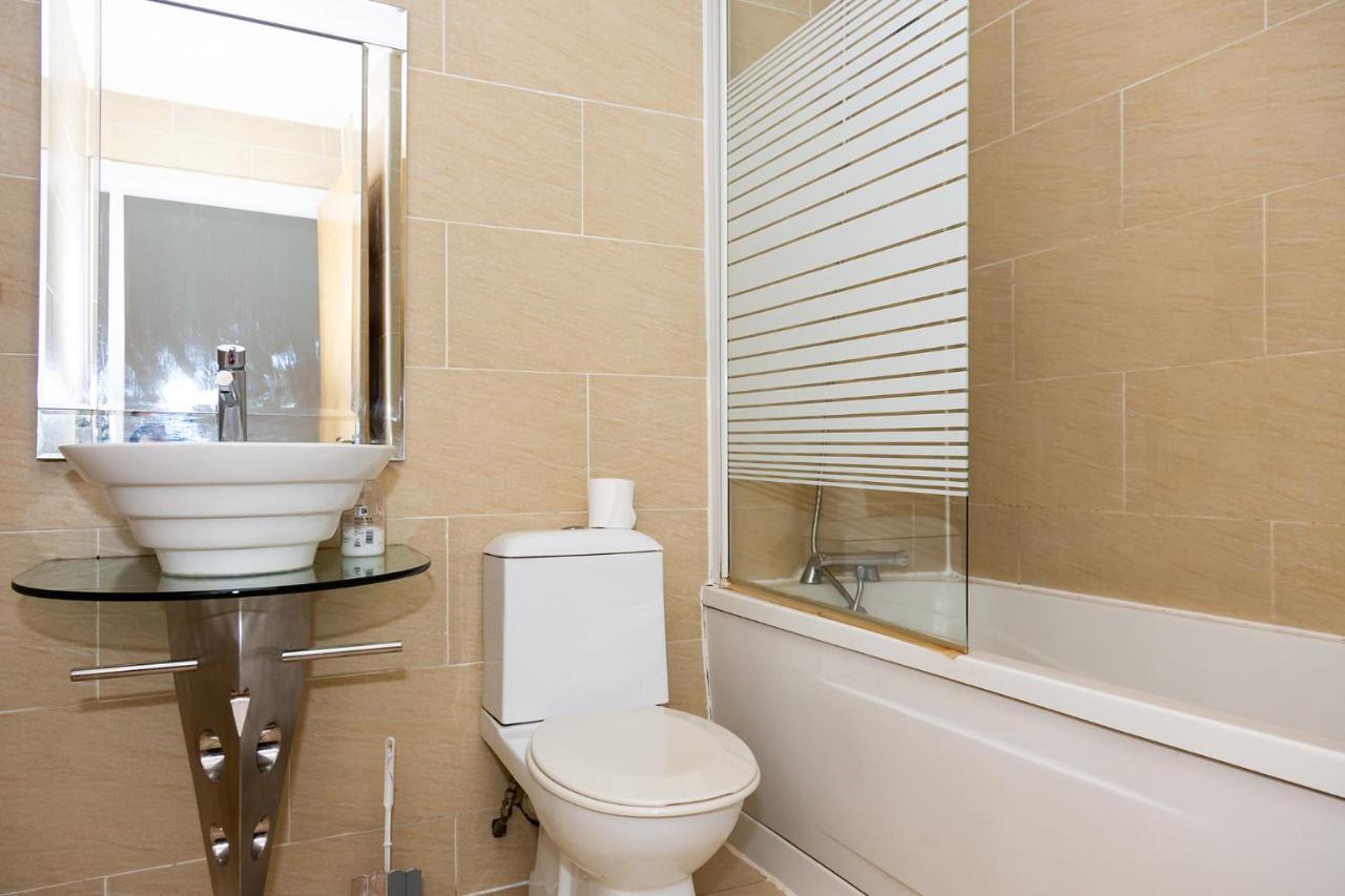 Alexander Apartments Newcastle City ภายนอก รูปภาพ